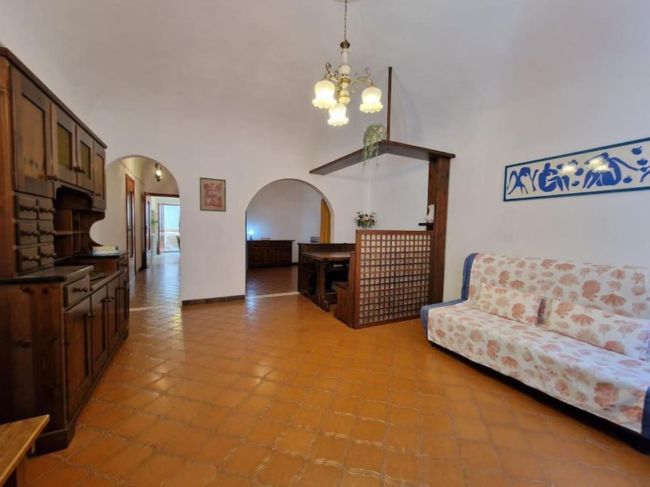 Silver Sands Finale Ligure - Traditional Apartment - 4 Beds & Terrace By The Beach Exteriér fotografie