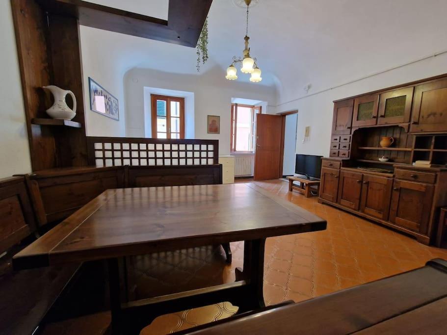 Silver Sands Finale Ligure - Traditional Apartment - 4 Beds & Terrace By The Beach Exteriér fotografie